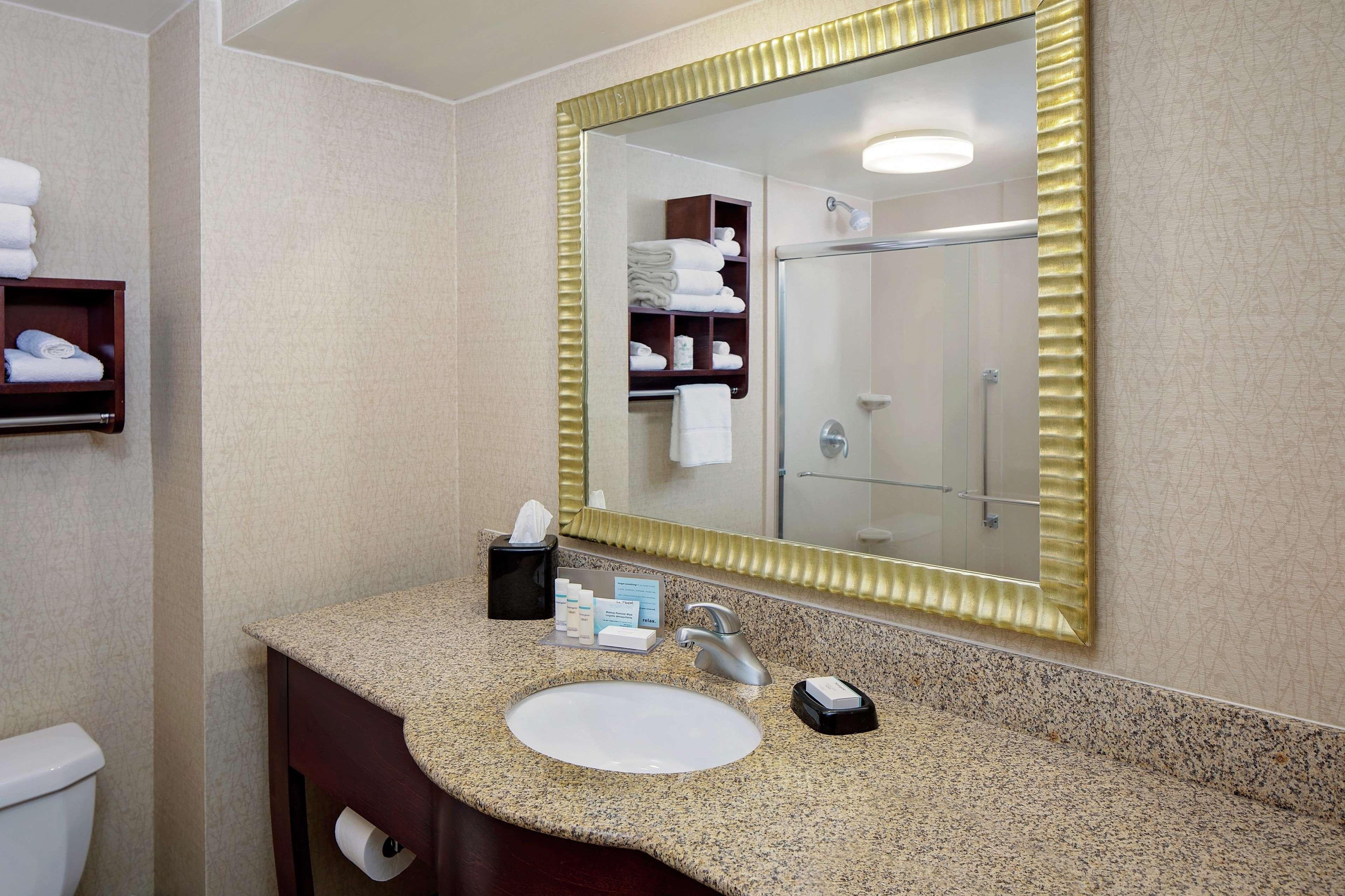 Hampton Inn Philadelphia/Віллоу-Ґров Екстер'єр фото