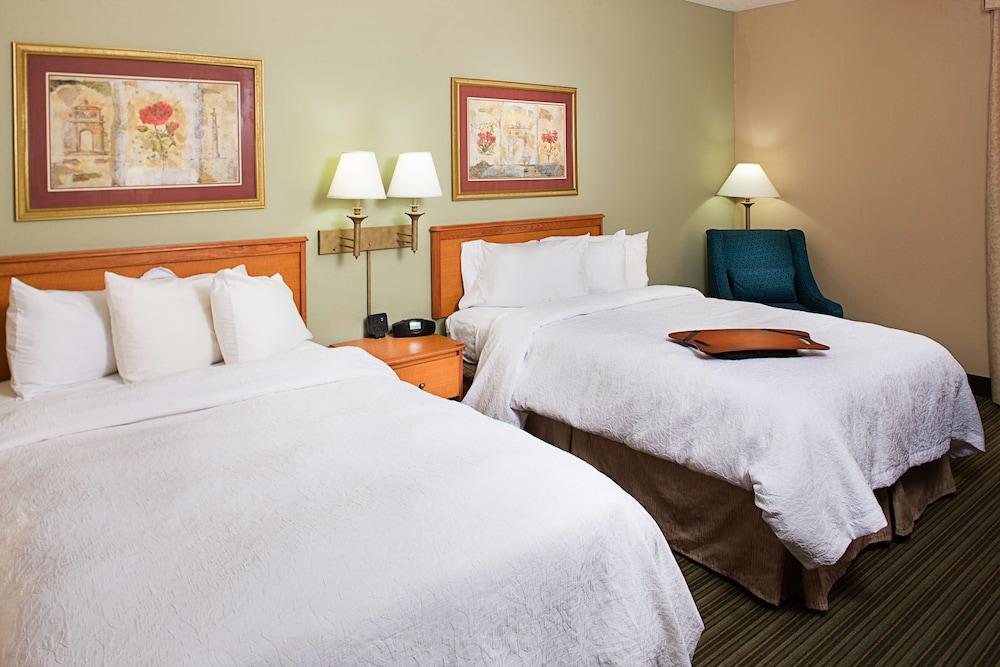 Hampton Inn Philadelphia/Віллоу-Ґров Екстер'єр фото